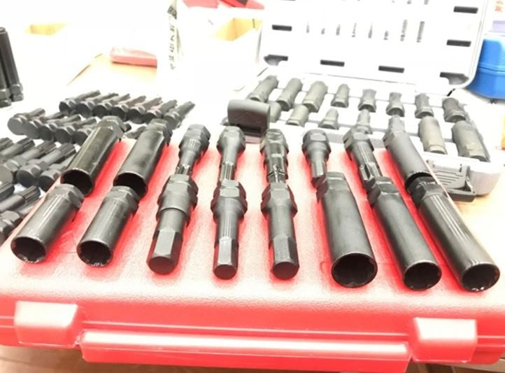 Ratų varžtų slapukų/užraktų atsukėjų rinkinys | 16 vnt. (WNM16)