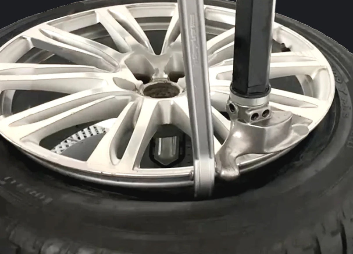 Plokščias laužtuvas padangų montavimui | 40cr 500 x 25 x 9 mm (FC500)