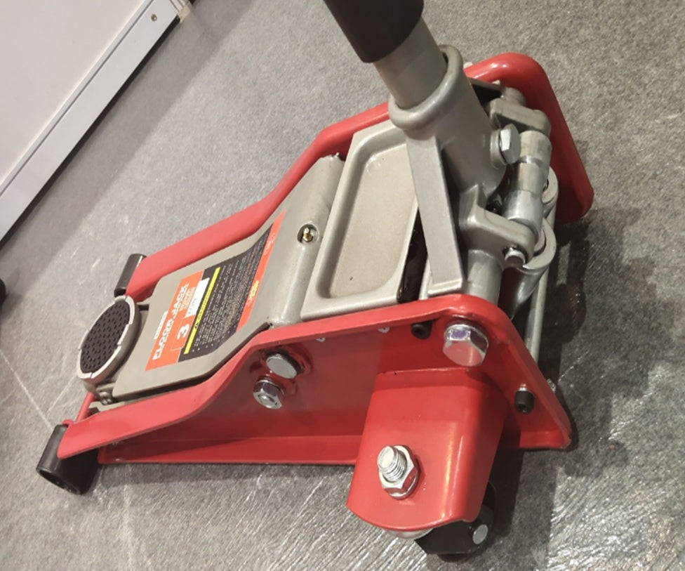 Domkratas su ratukais | su pedalu | 2 gumos | dvigubas stūmoklis | 75- 505 mm | 3.0 t (FJ25-B)