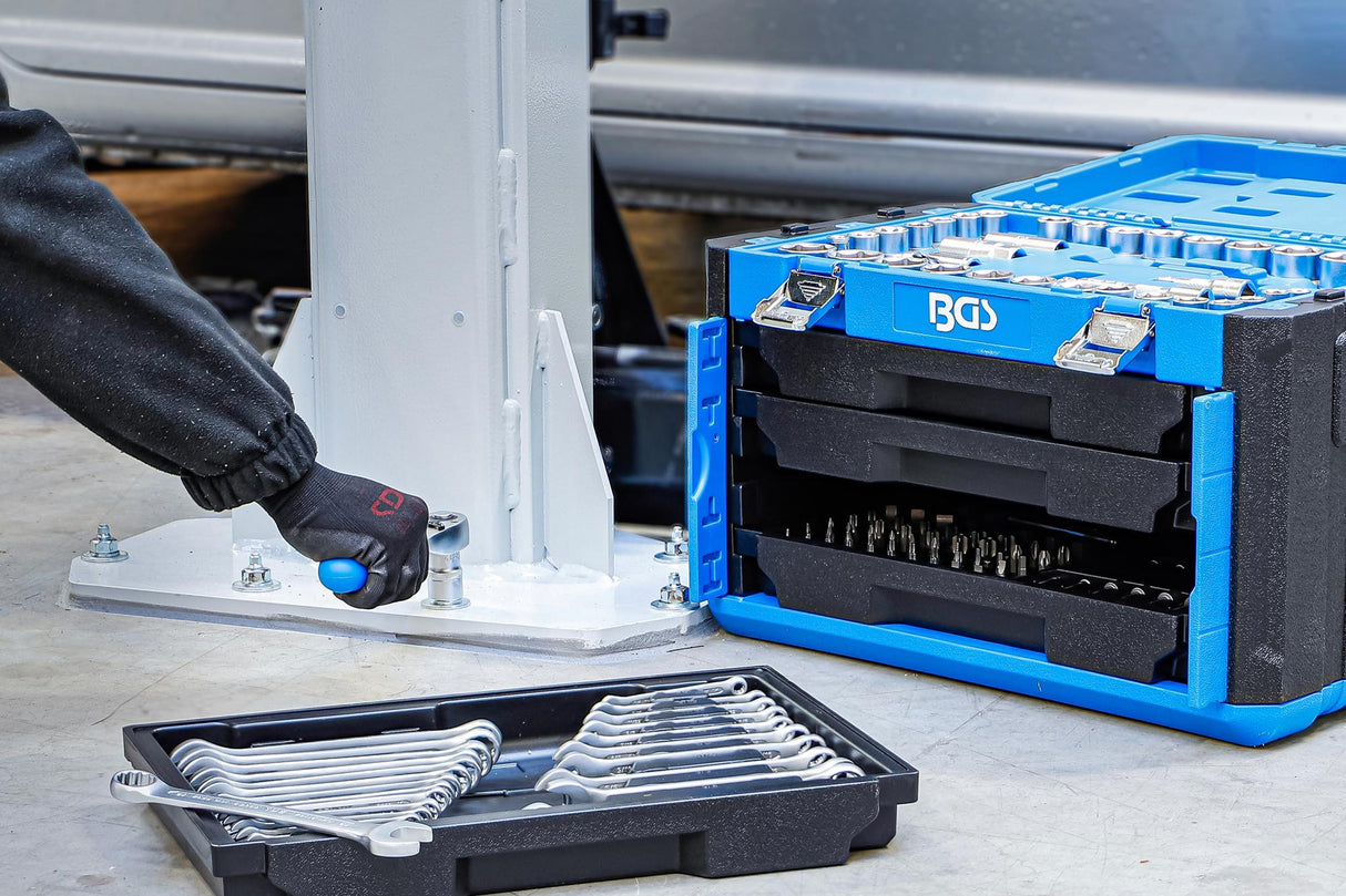 Įrankių rinkinys | 6,3 mm (1/4") / 10 mm (3/8") / 12,5 mm (1/2") | Metriniai ir colių dydžiai | 300 vnt. (74000)