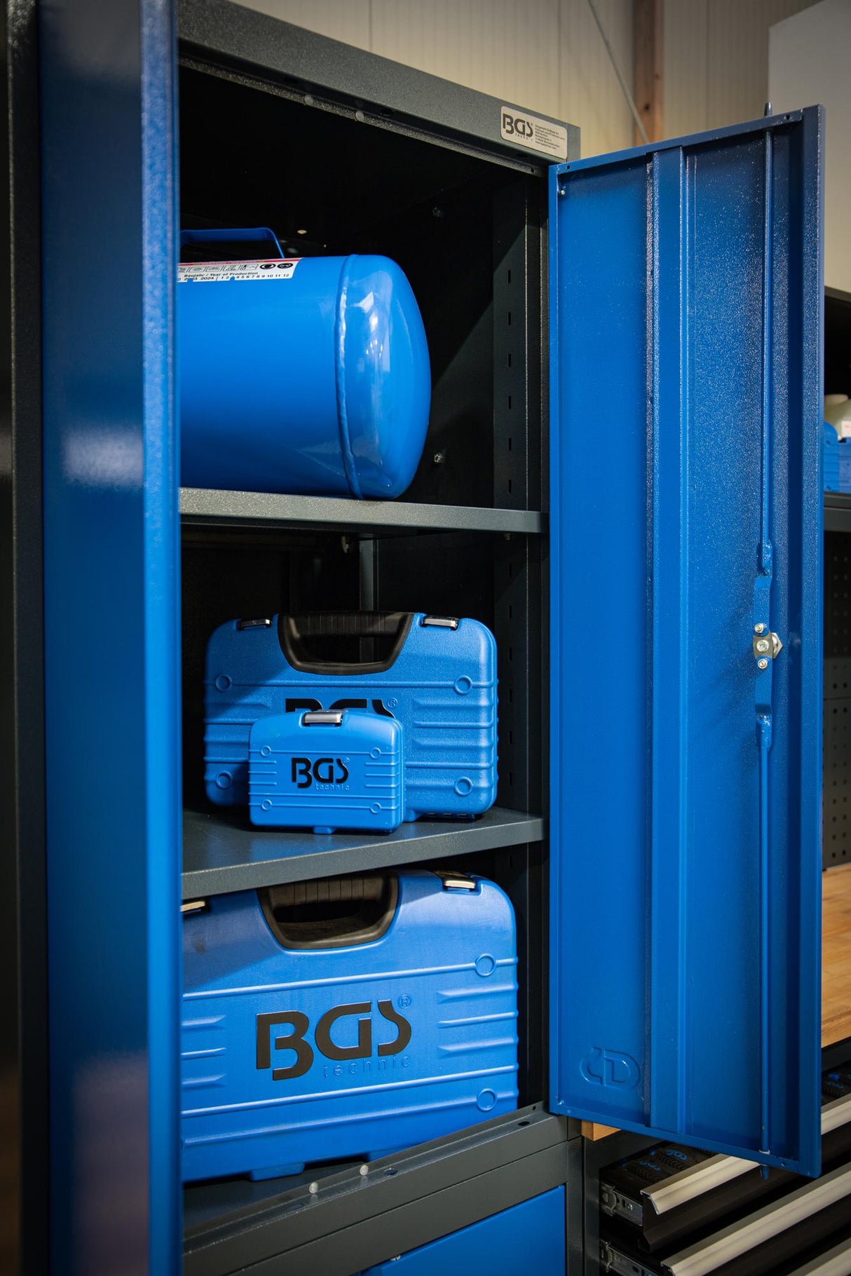 Įrankių saugojimo sistemos derinys | Compact Kit | Medinis stalviršis | 6 Komponentai (80130)