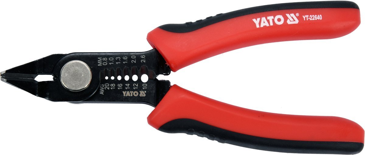 Replės šoninės | su vielos valymo funkcijomis | 140 mm / 0.8-2.6MM2 (YT-22640)