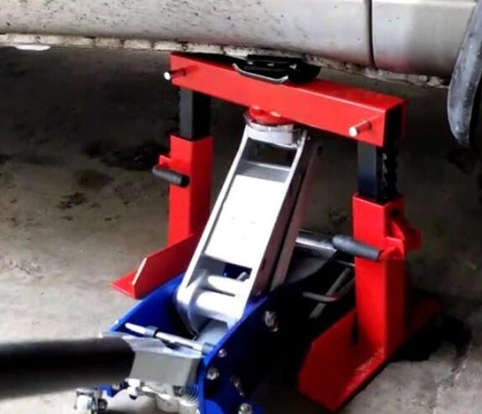 Atrama savireguliuojama | 265~415 mm | 3 t (JS03)