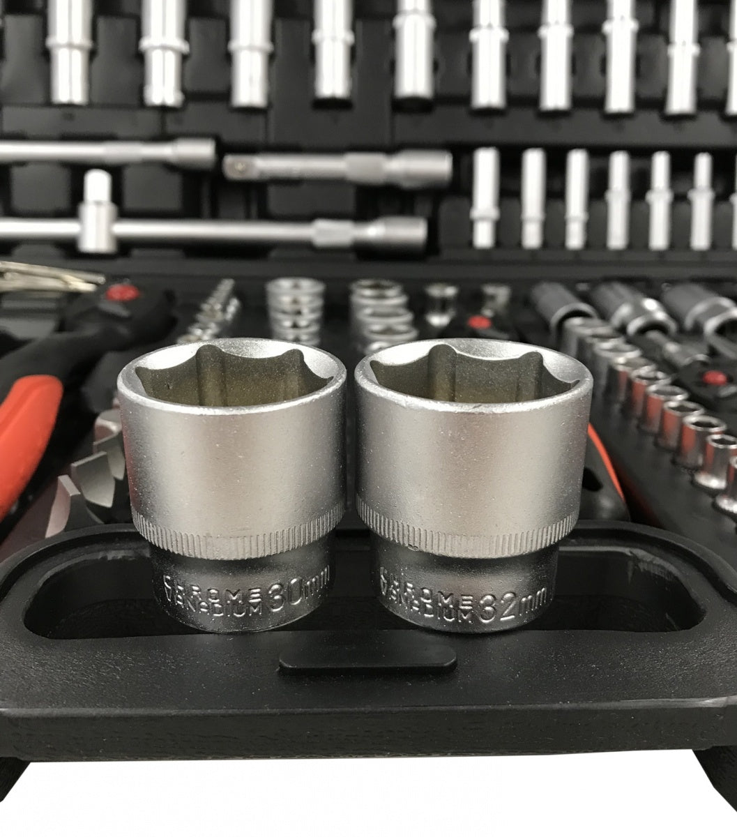 Įrankių rinkinys | 6.3 mm (1/4") / 10 mm (3/8") / 12,5 mm (1/2") | 173 vnt. (BT500173)