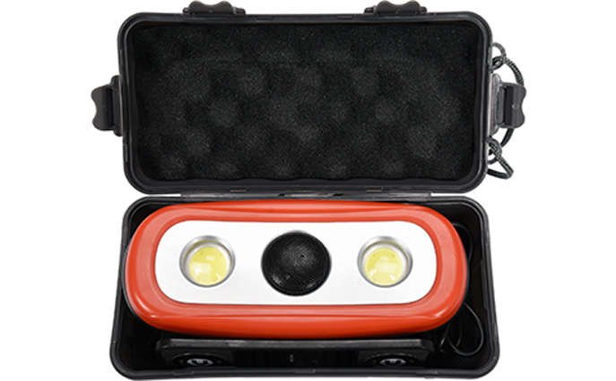 Perkeliamas žibintas su garsiakalbiu | 2X15W | 2000LM, LI-ION 3.7V 4400MAH, bluetooth POWERBANK (YT-81808)