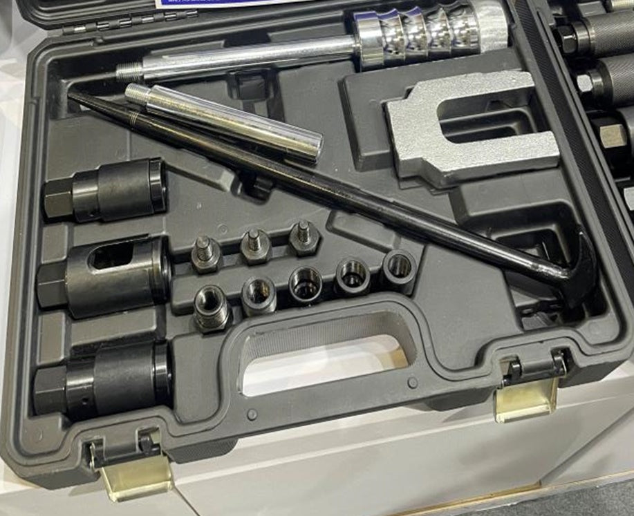 Purkštukų išėmėjų / iškalėjų rinkinys | su atbuliniu plaktuku | 17 vnt. (AE17H)