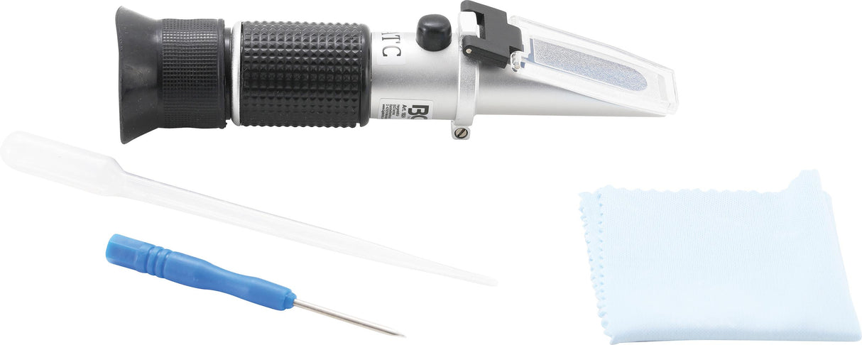 Refraktometras (1824)