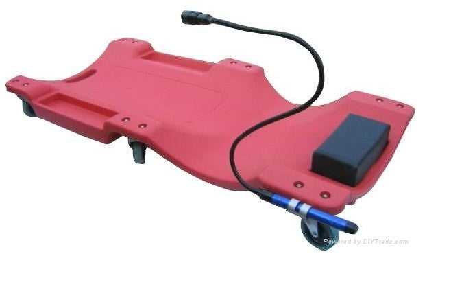 Gultas ant ratukų | su Led darbo žibintu | 1050 x 490 mm (SK3250)