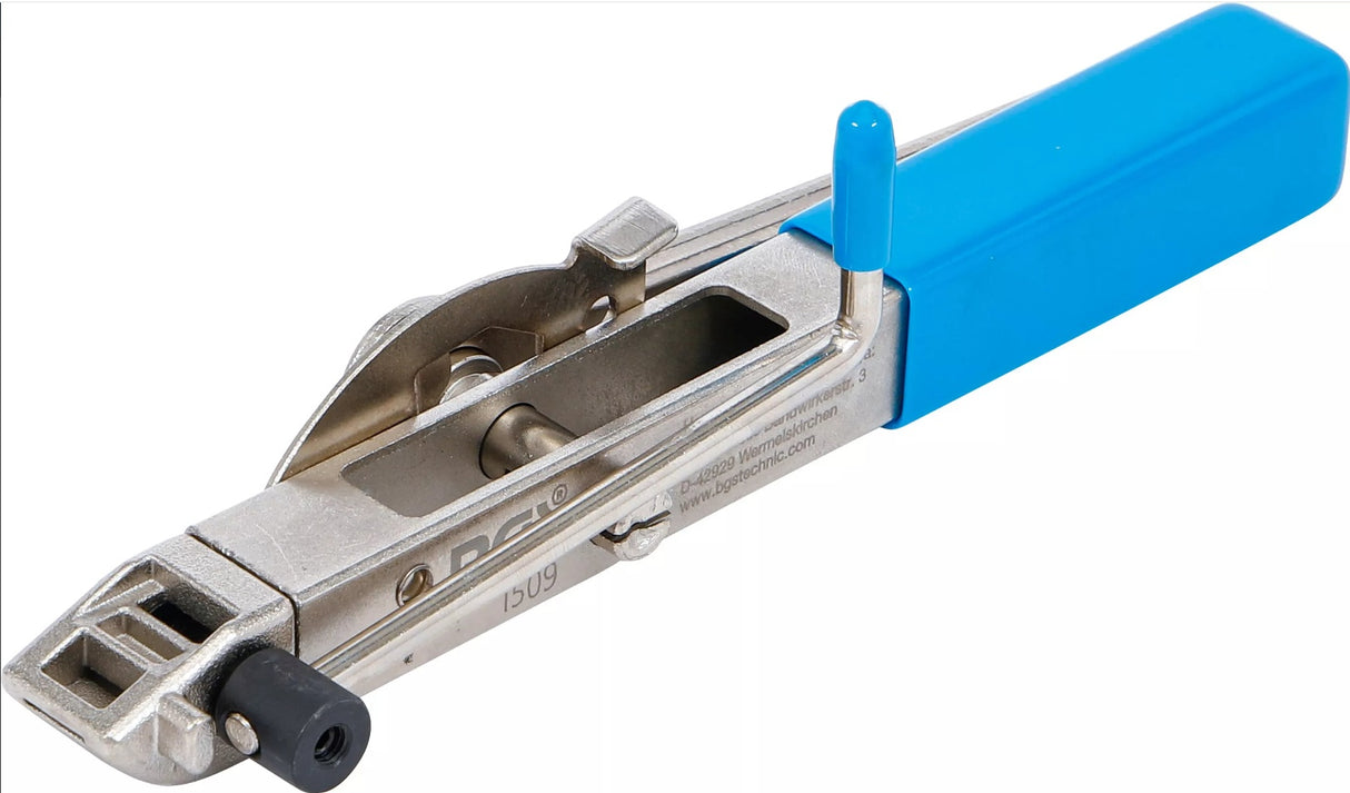 Įrankis pusašių gumų sąvaržoms (1509)