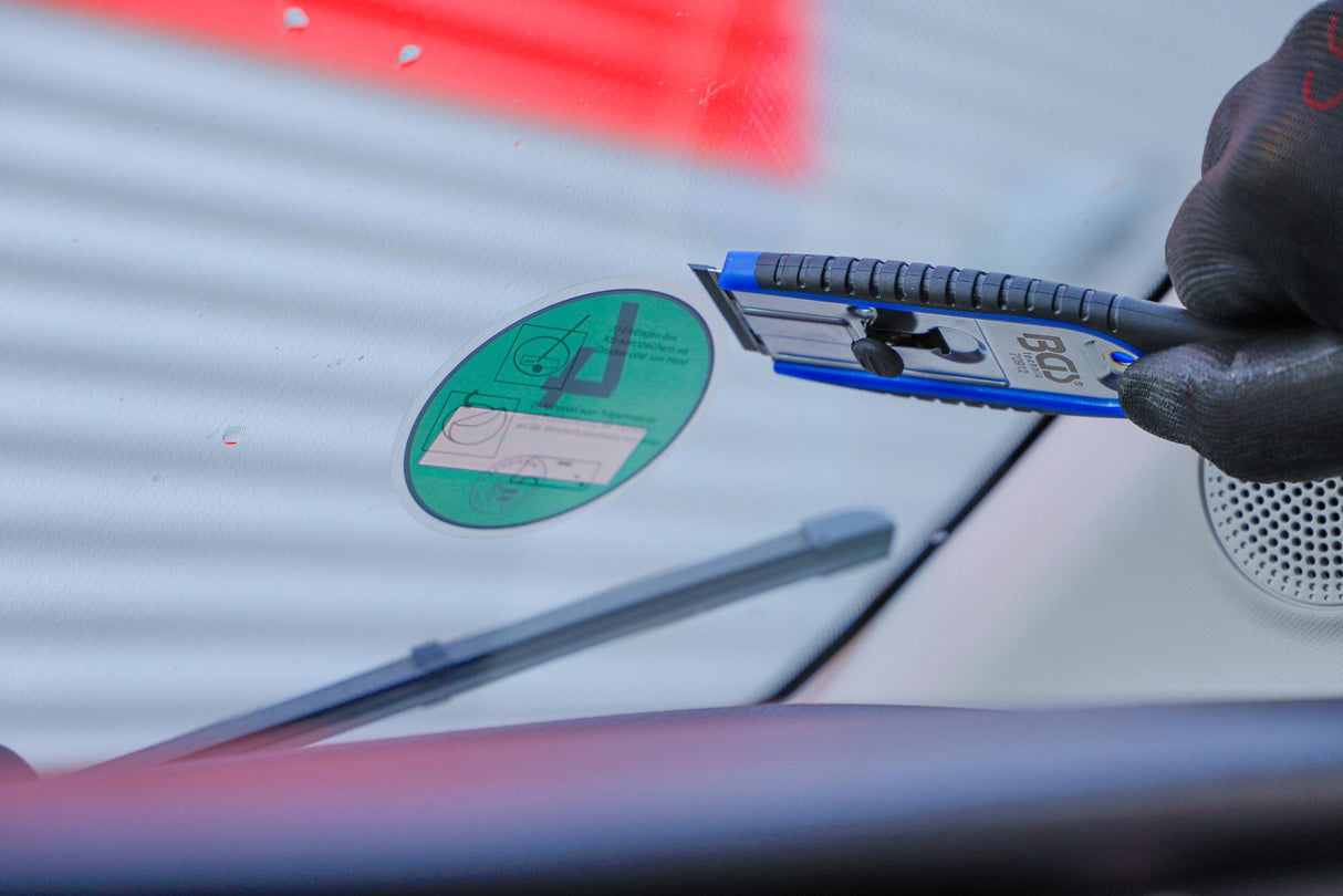 Lipdukų grandiklis | 40 mm | su 6 plastikiniais gramdymo peiliukais (70912)