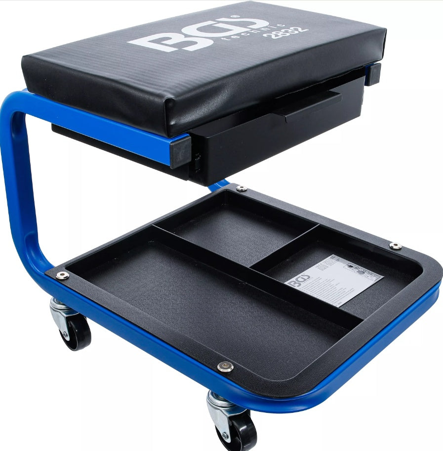 Stačiakampė kėdutė su ratukais ir stalčiumi (2832)