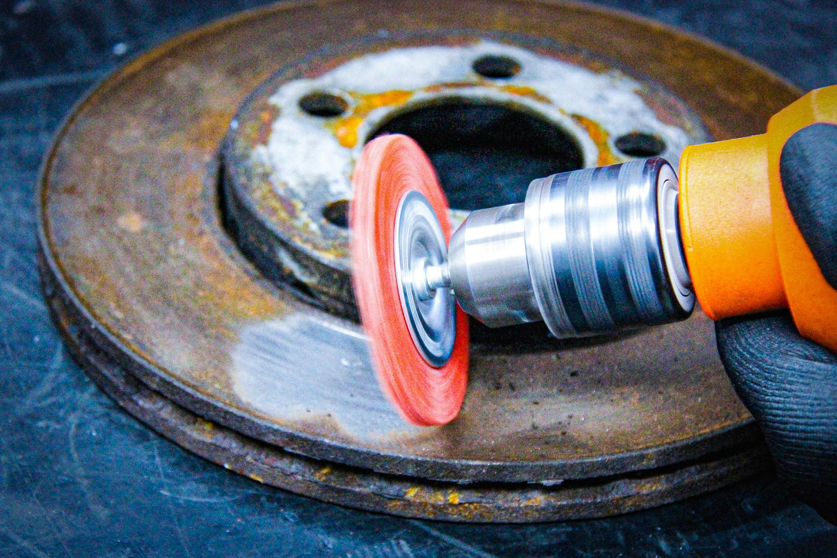 Плоская нейлоновая щётка | 100 mm | хвостовик 6 mm