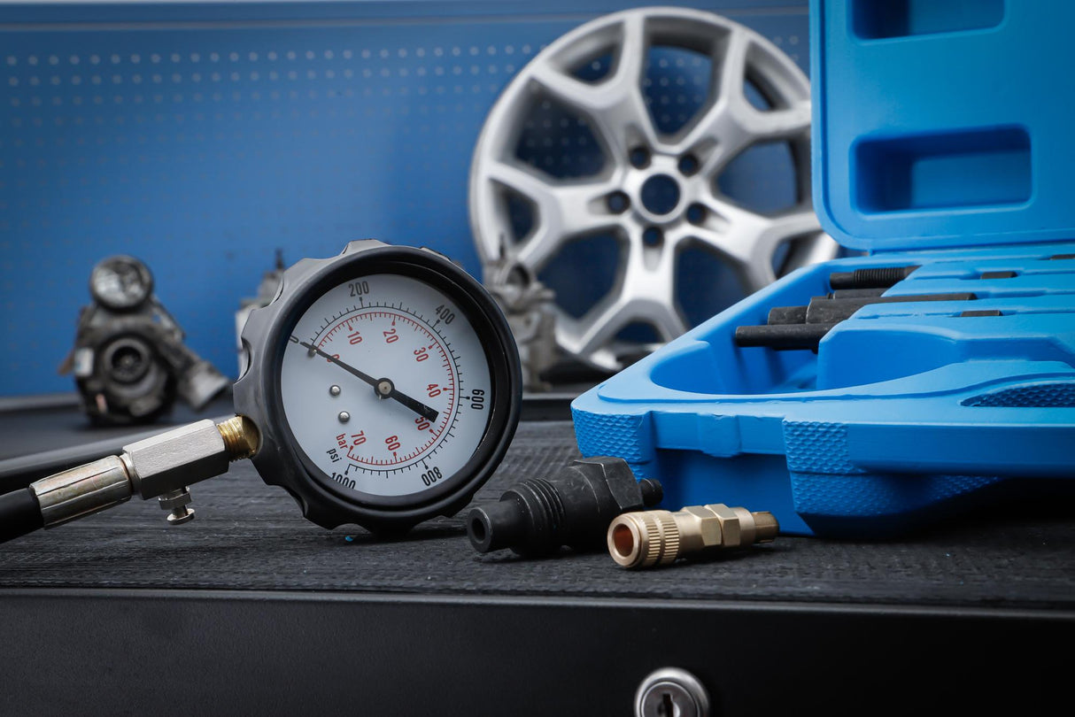 Kompresijos matuoklis dyzeliniams varikliams (8008)