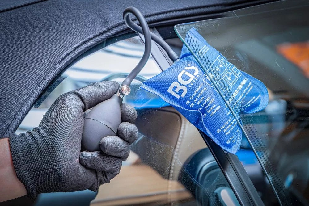 Oru pripučiama pagalvė | su rankiniu siurbliu | Kvadratas | 165 x 150 mm | 200 kg (74481B)