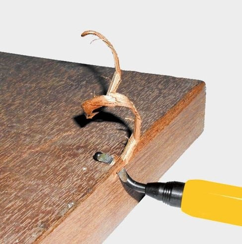 Įrankis nupjauto vamzdelio, išgręžtos skylės šerpetų pašalinimui (TW1000)