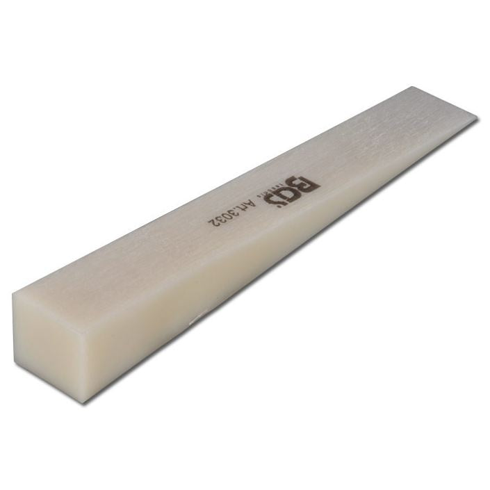 Pleištas plastikinis | 185 x 25 mm (3032)