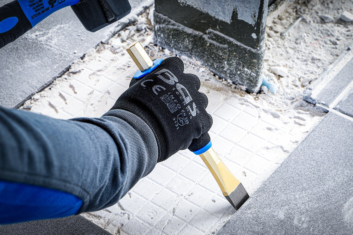 Išmušėjų ir kaltų rinkinys | su apsauga rankoms | 13 vnt (74596)