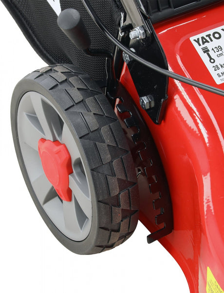 Benzininė vejapjovė su „Loncin“ 2,4 kW varikliu | 46 cm | 60 l (YT-85501)