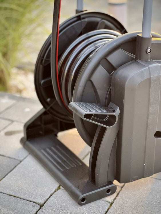 Sodo žarna ritėje su vežimėliu | 25m (YT-90120)