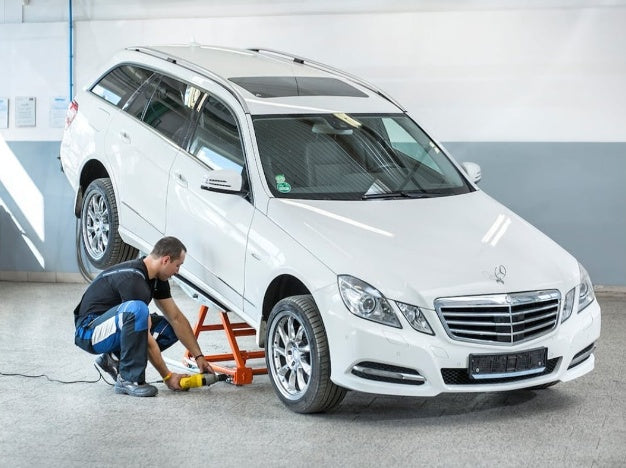 Auto keltuvas mechaninis | žemo profilio | 2000 kg (LJ8050-5)