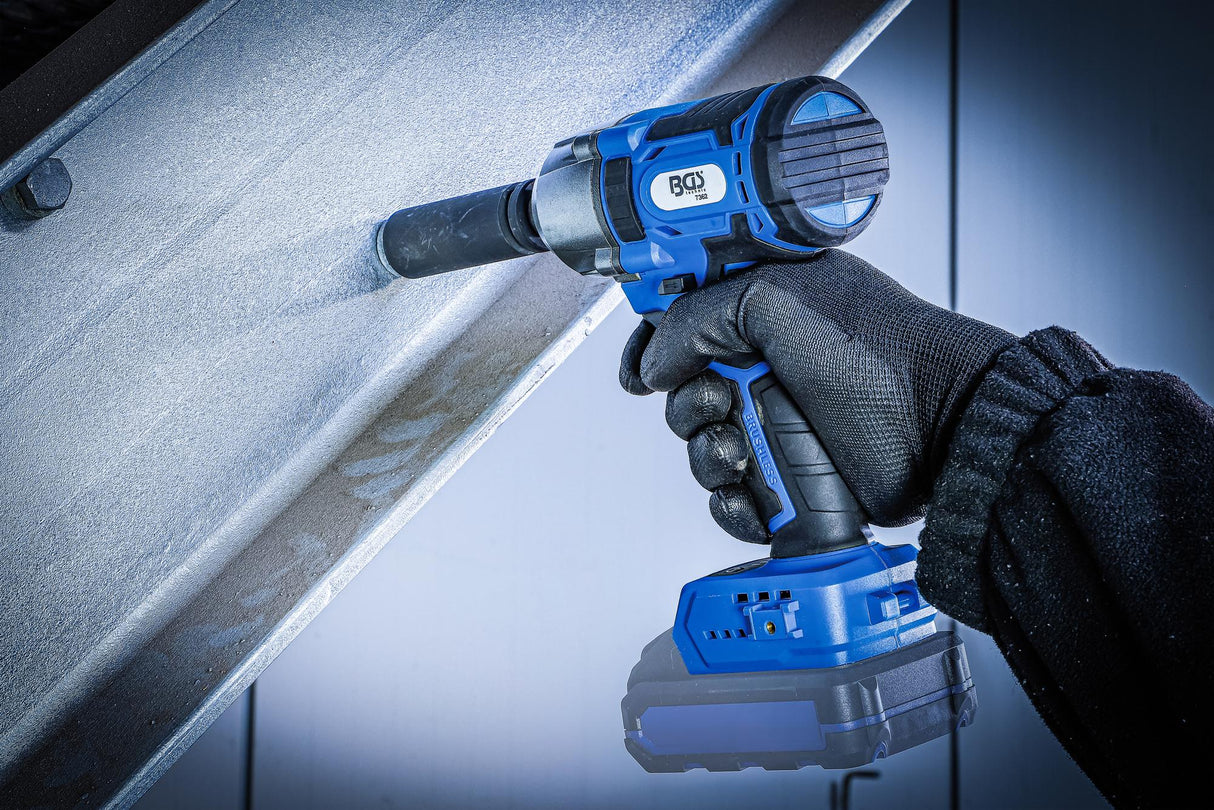 Akumuliatorinis smūginis veržliaraktis | be šepetėlių | 400 Nm | 18 V | be baterijos (7362)