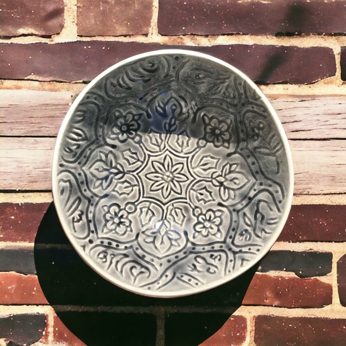 Dubuo MOSH | pilkas | blizgus | keramika | Ø18CM | H5.5CM (69995)