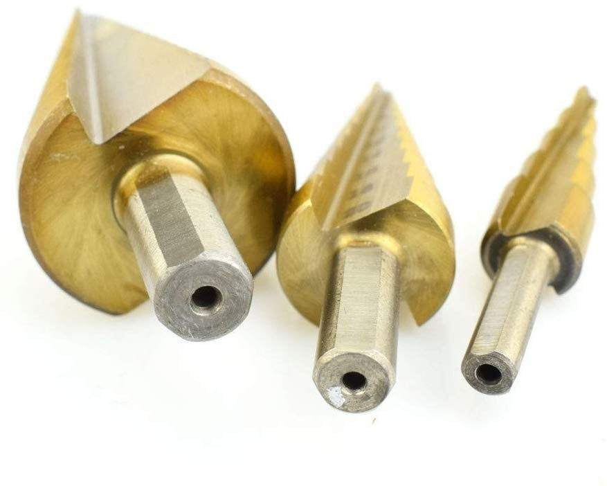 Grąžtai skylės (pa)platinimui pakopiniai | metalinė dėžutė | 4-32 mm | 3 vnt. (SK1631)