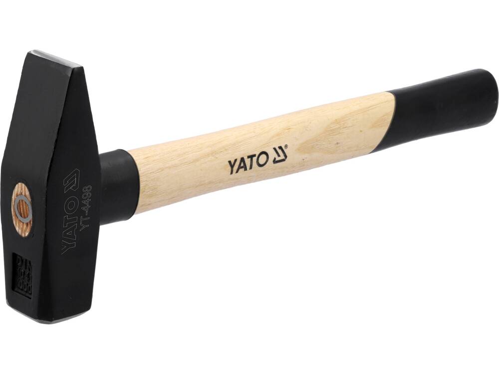 Plaktukas medine rankena | 1000 g (YT-4498)