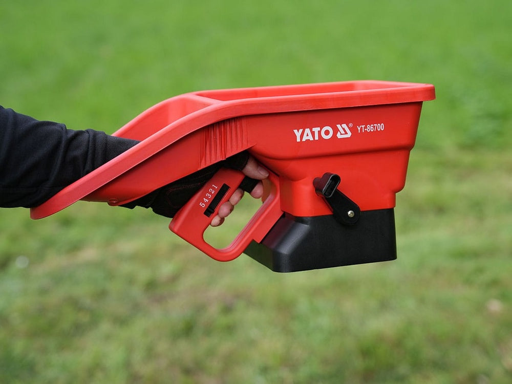Rankinis barstytuvas | žolei sėti arba vejai tręšti (YT-86700)