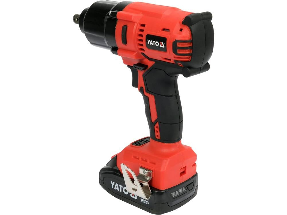 Akumuliatorinis smūginis veržliasūkis | 700 Nm | su galvučių rinkiniu | Cr-Mo | 21 vnt. (YT-82807)