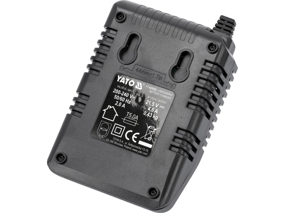 2 x 4.0 Ah baterijų ir greito 4.5A įkroviklio rinkinys | 18V (YT-828510)