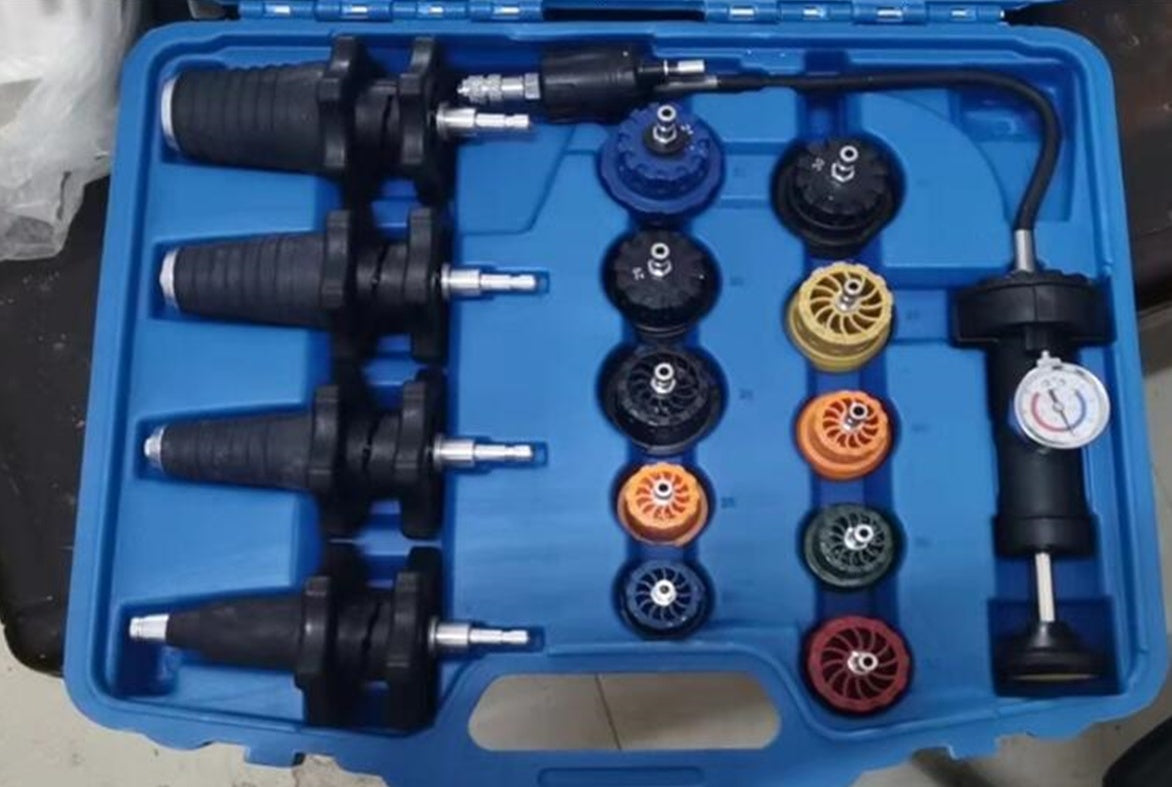 Universalus aušinimo sistemos testavimo rinkinys | 15 vnt. (SK2115)