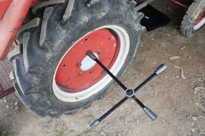 Keturių krypčių ratų veržliaraktis sunkvežimiams | 24 x 27 - 32 x 20 mm (3/4") (1458)